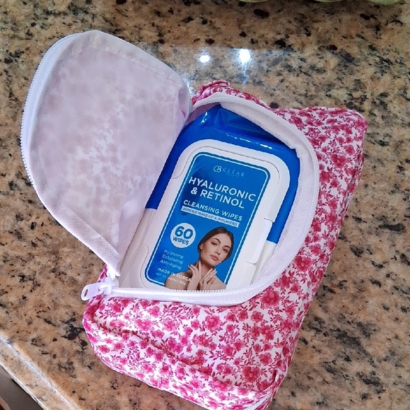 Floral Cosmetic Bag Set of 3, Pink, Blue and Green. NWT. - Picture 8 of 10